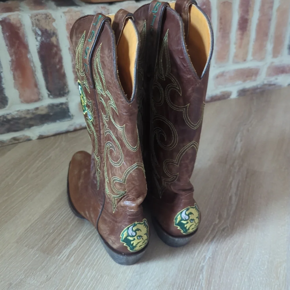 Game Day Boots North Dakota State Bison Men’s Size 10D Leather Cowboy Boots New